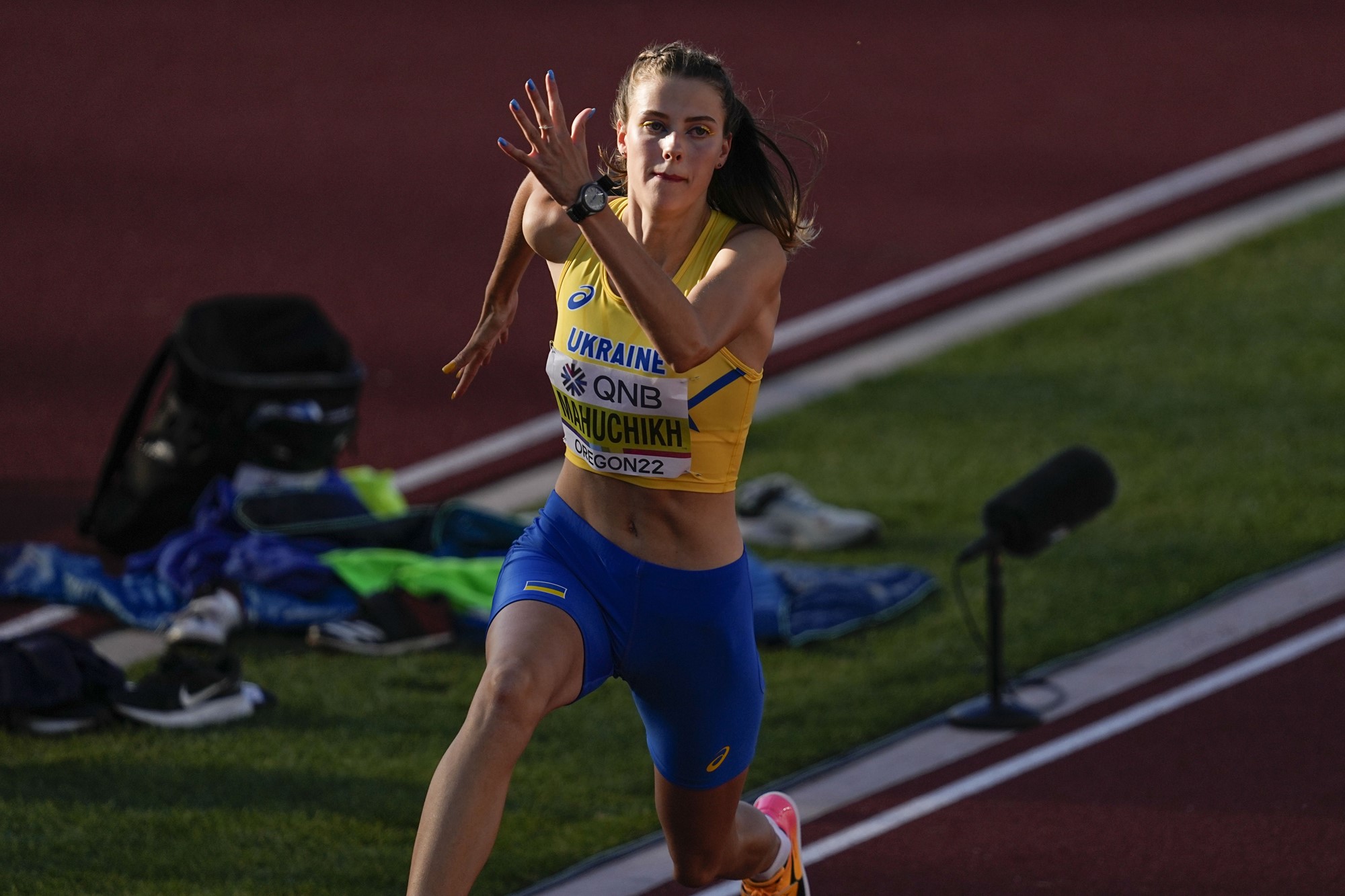 Yaroslava Mahuchikh runs in during the high jump final of the world athletics championships.