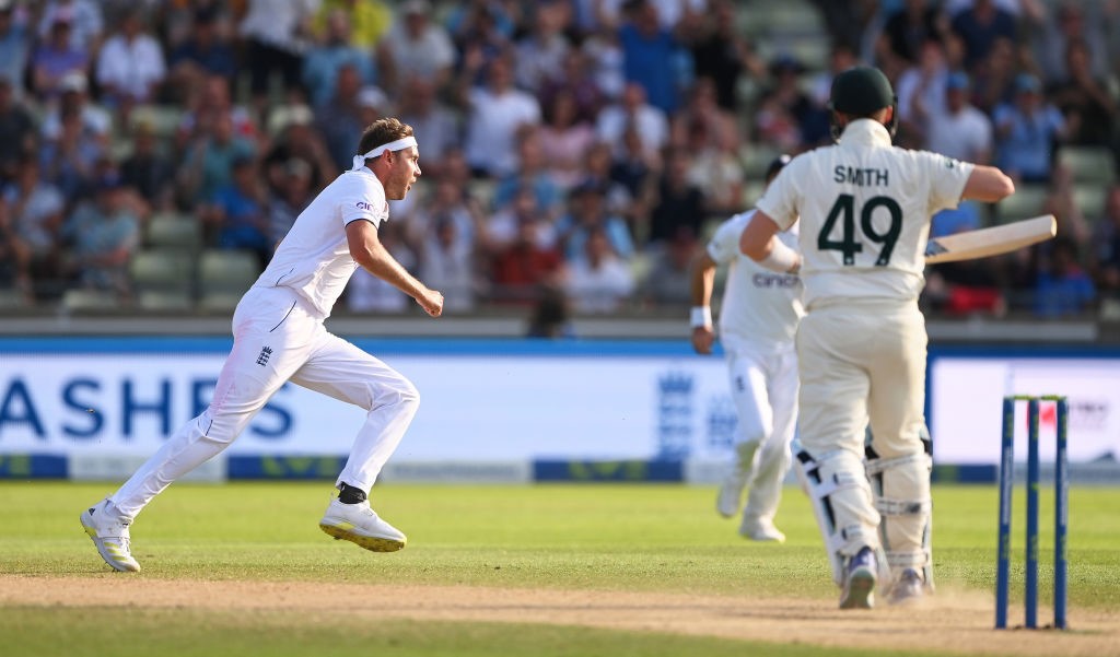 Stuart Broad runs off after getting Steve Smith out.