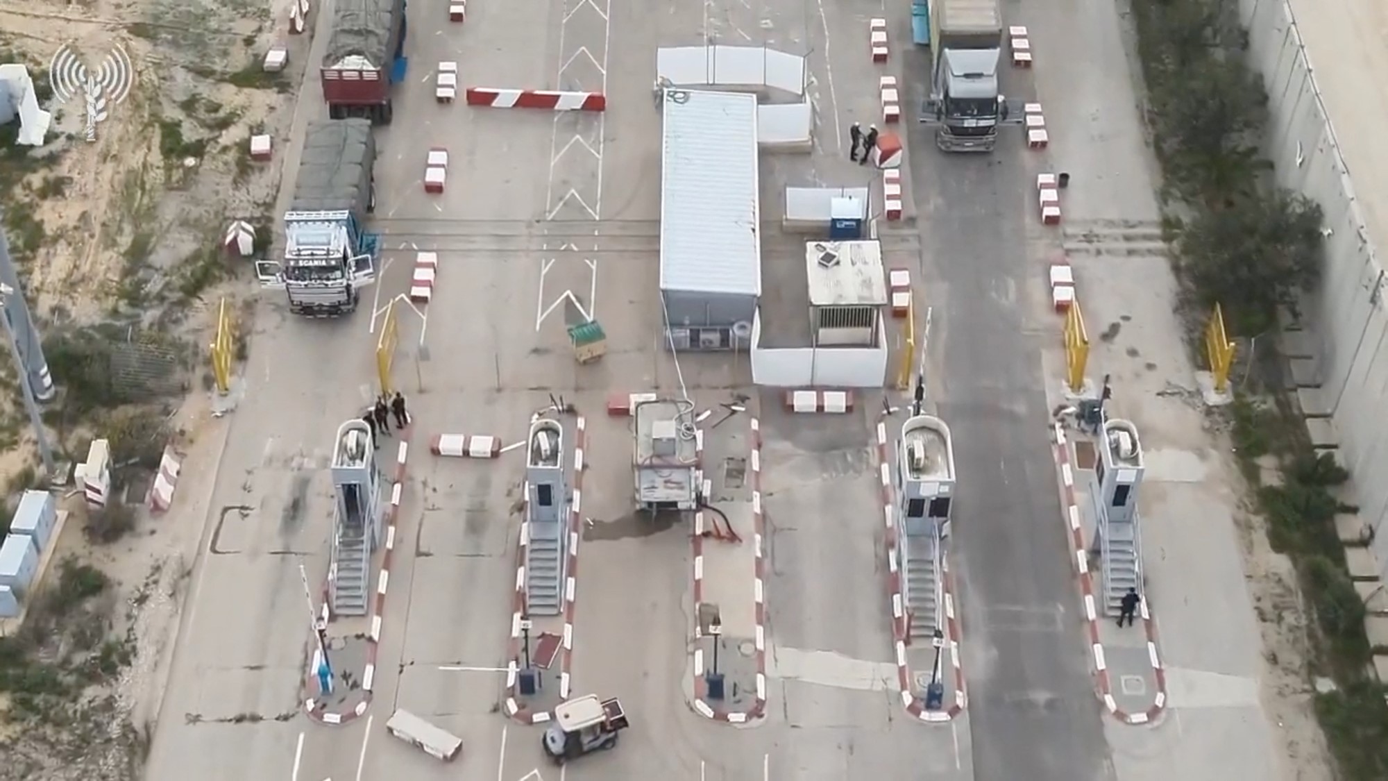 An aerial view of a road boarder. 