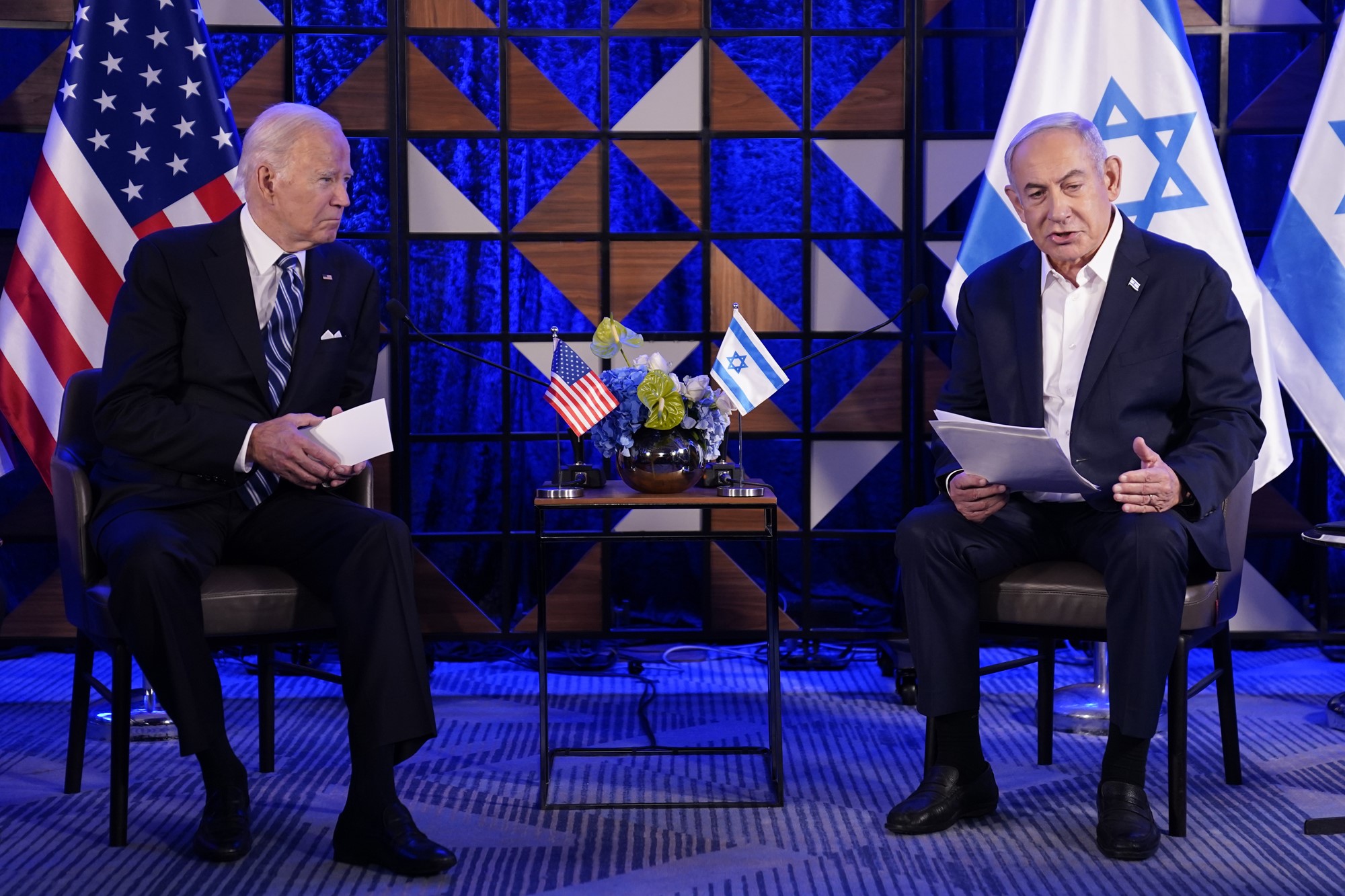 Biden and Netanyahu meet, both are sitting down.