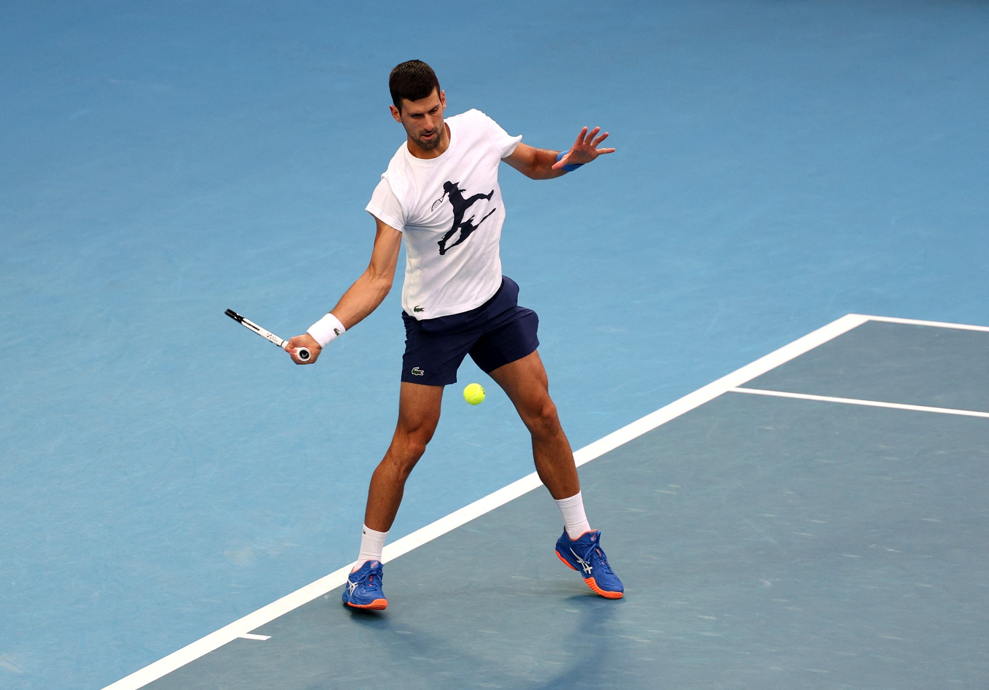 Novak Djokovic wins 10th Australian Open mens singles title by defeating Stefanos Tsitsipas, ties Rafael Nadals 22 slam titles