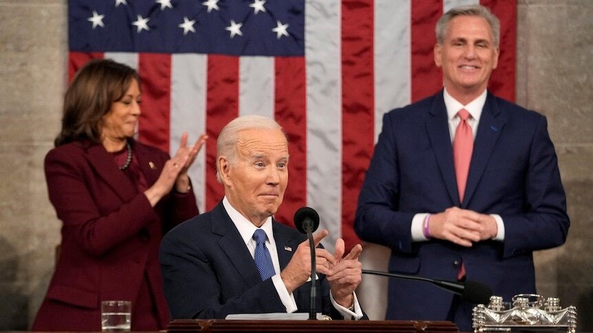 Biden gives his second address as Kamala Harris and Kevin McCarthy stand behind him.