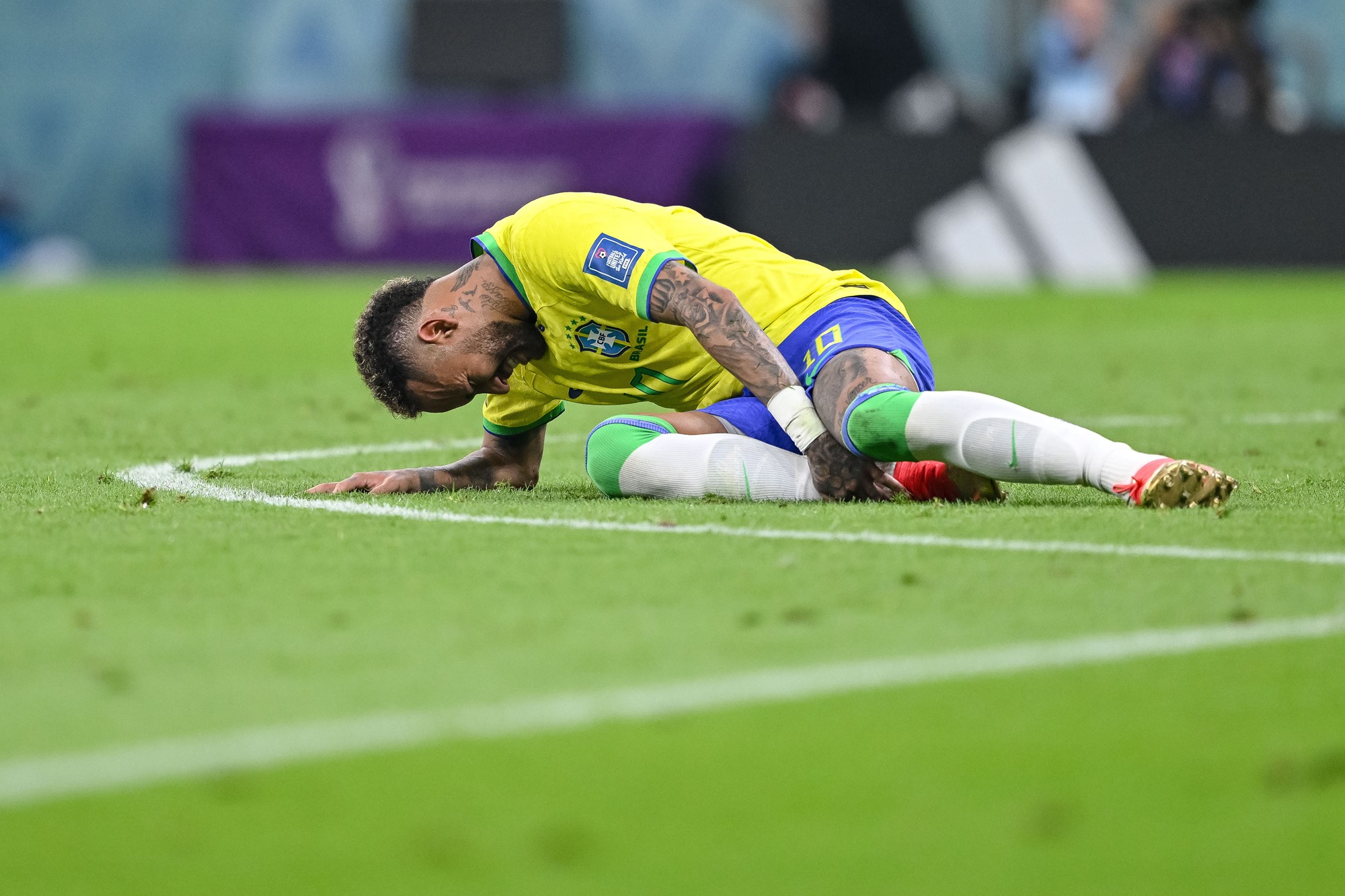 Cristiano Ronaldo shirtless at every World Cup stadium — in one GIF 