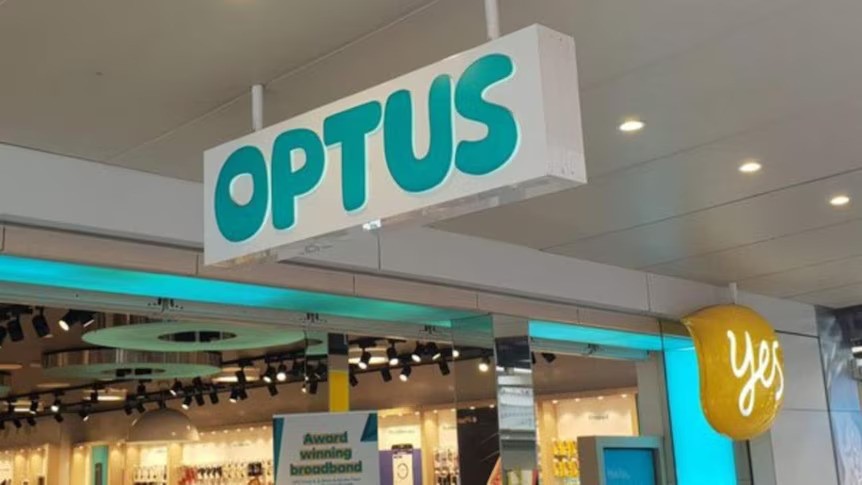 An Optus shop logo