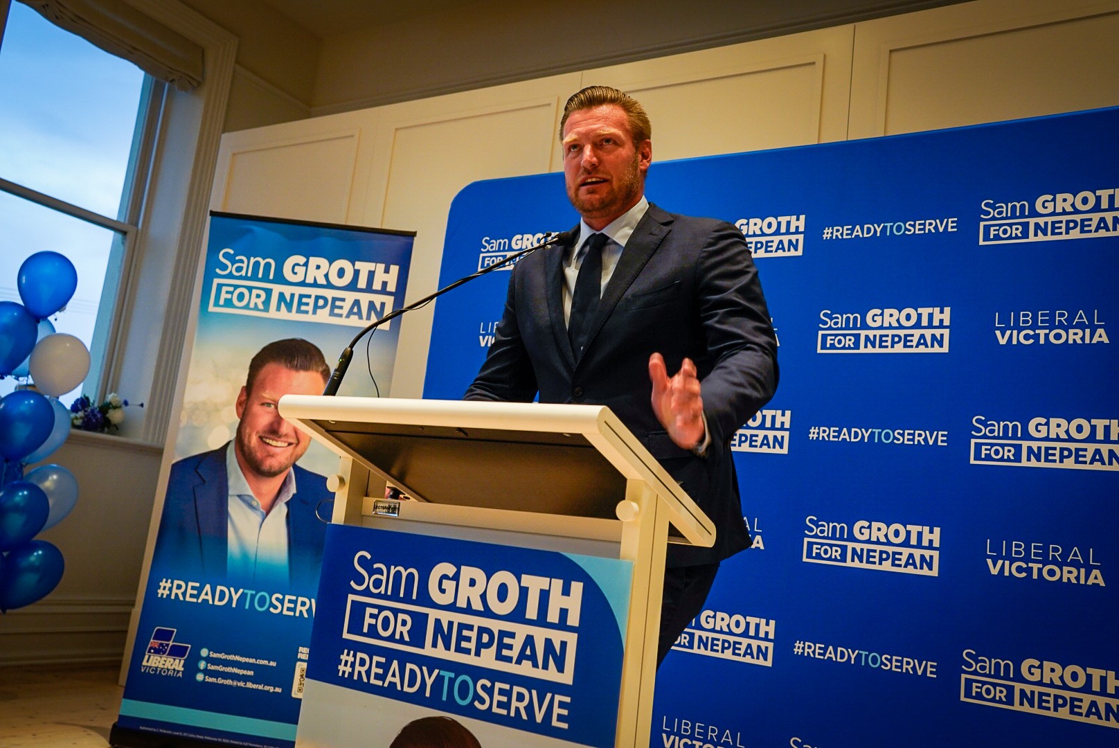 Sam Groth delivering an election speech.