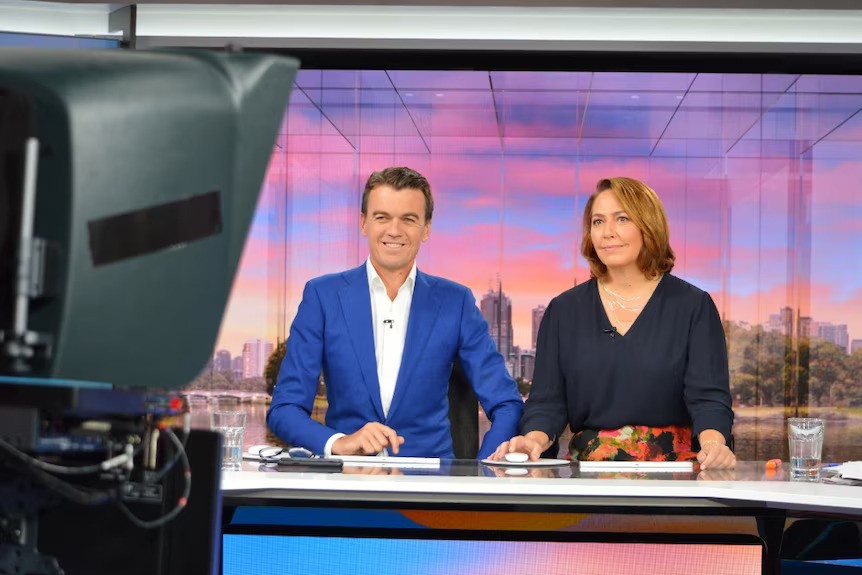 Michael Rowland and Lisa Millar presenting ABC News Breakfast