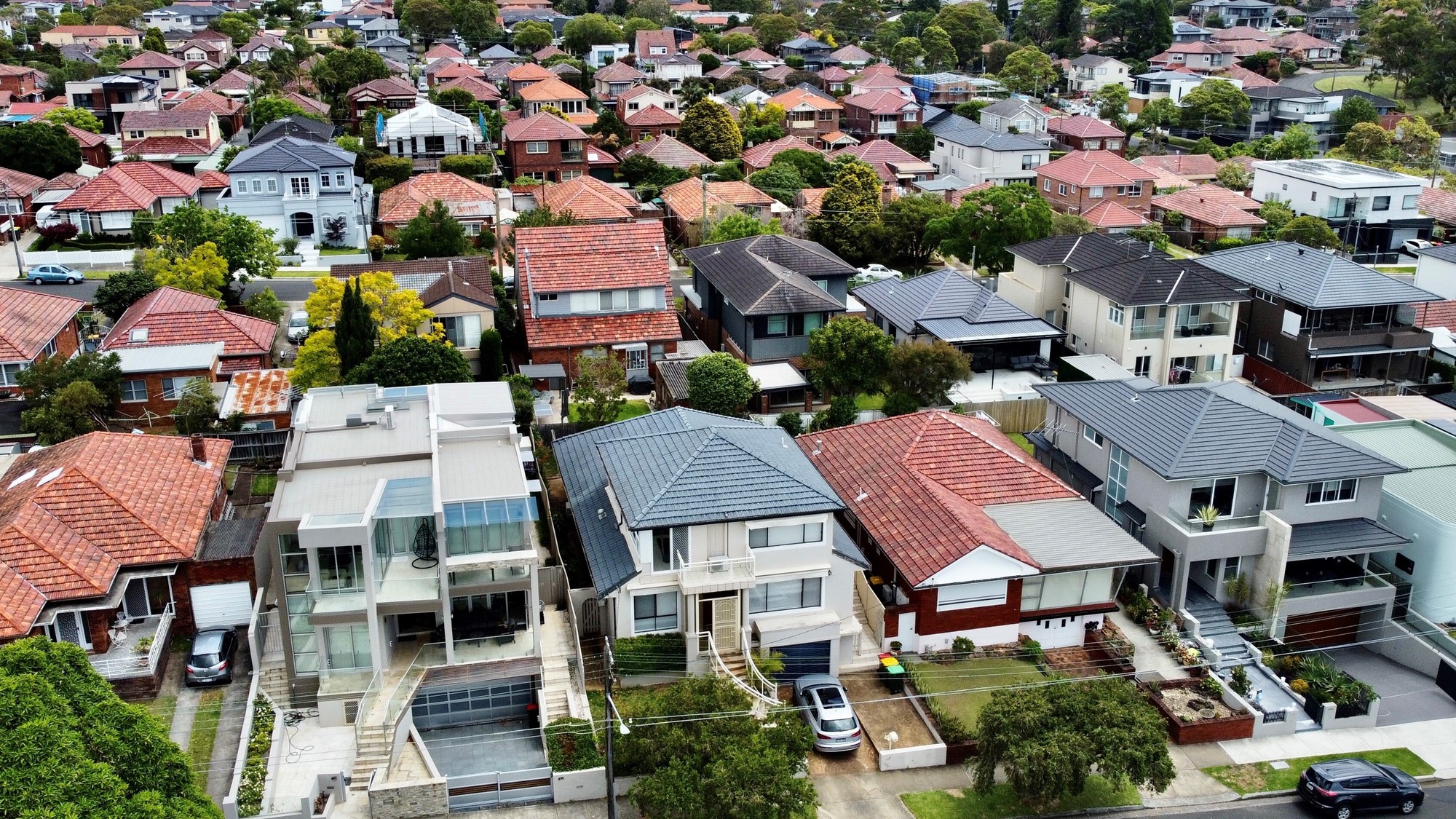 Australian housing market was in declince this year.